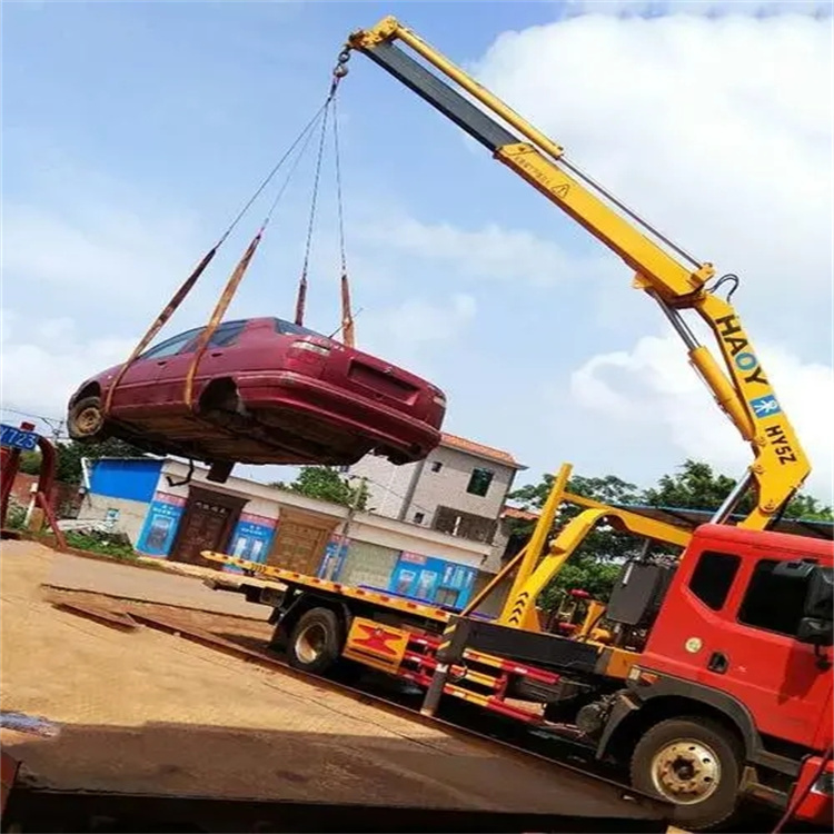 尤溪县吊车吊汽车的正确方法